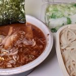 東京都荒川区にあるつけ麺屋 あら田は駅を出て目の前なので仕事帰りなどのテイクアウト利用に便利！