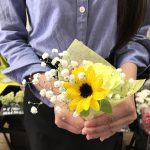 町屋駅前にある花屋さん Enishi Flower(エニシフラワー)のフラワーロスを救おう！自宅やお店に花を飾ってみませんか