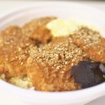 町屋のどんぶり 実桜で絶品のソースヒレカツ丼をテイクアウトしてみた