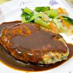 荒川区役所のレストランさくらで三河島菜フェアが開催 「三河島菜入りグリルハンバーグ」がすごく美味しかった！