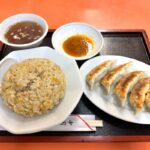 町屋にある町中華の「ちづかや」で合計950円の炒飯と餃子で大満足