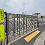 三河島駅前にある真土小思い出広場が閉鎖