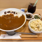 荒川区西尾久にある定食屋さん「香り家」 超大盛りなビーフカレーで大満腹
